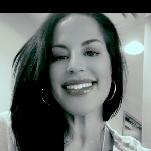 Meet your Posher, Rachelle - Picture 1 of 1